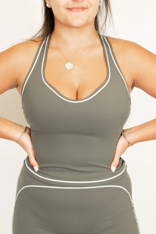 Contrast Tank