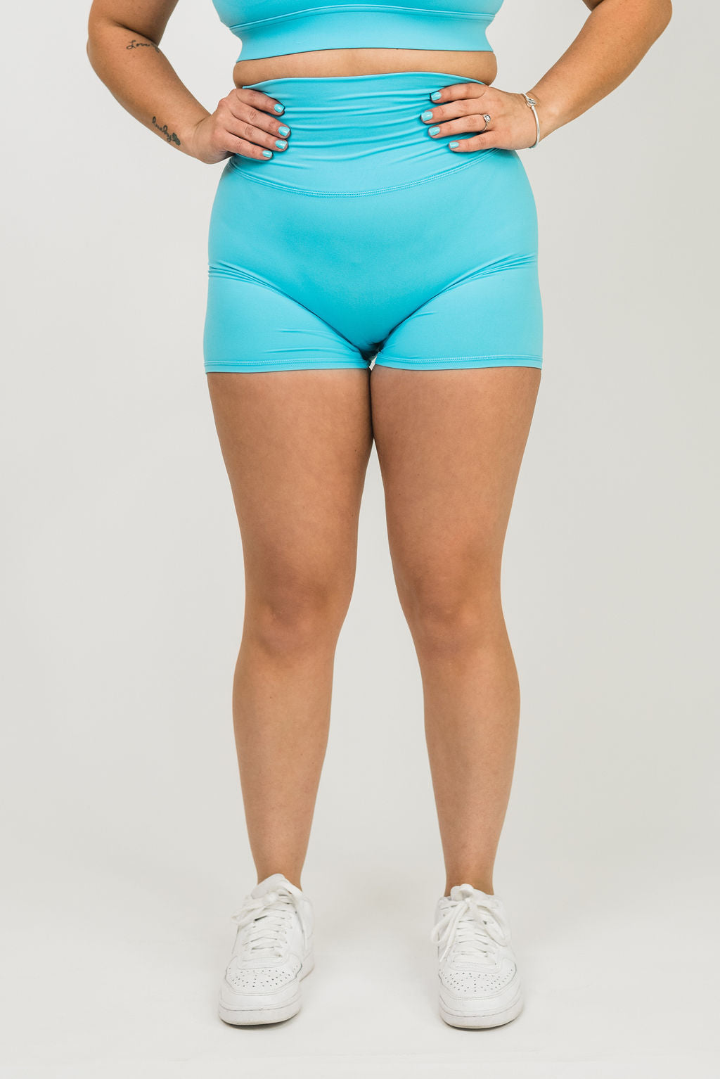 Sculpt Shorts - Cloud