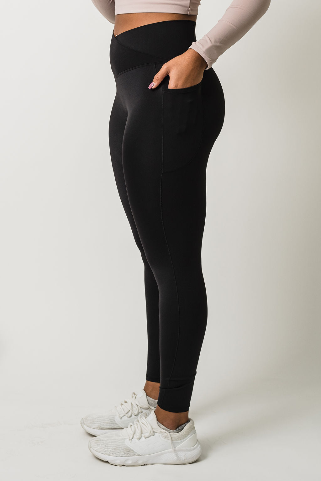 Criss Cross Legging - Black